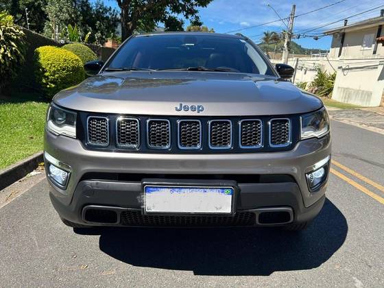 JEEP COMPASS 2.0 16V DIESEL LONGITUDE 4X4 AUTOMÁTICO JEEP COMPASS 2.0 16V DIESEL LONGITUDE 4X4 AUTOMÁTICO